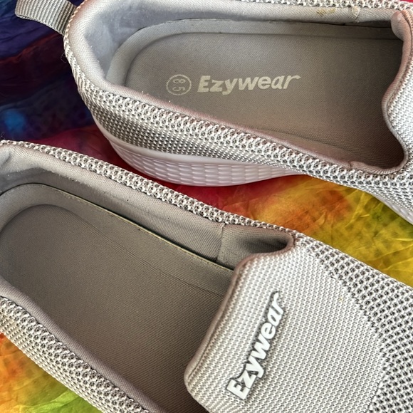 Ezywear Euro 39 US 8.5 Mesh Pull-on Lightweight Cushioned footbed Walking Work - Picture 6 of 9